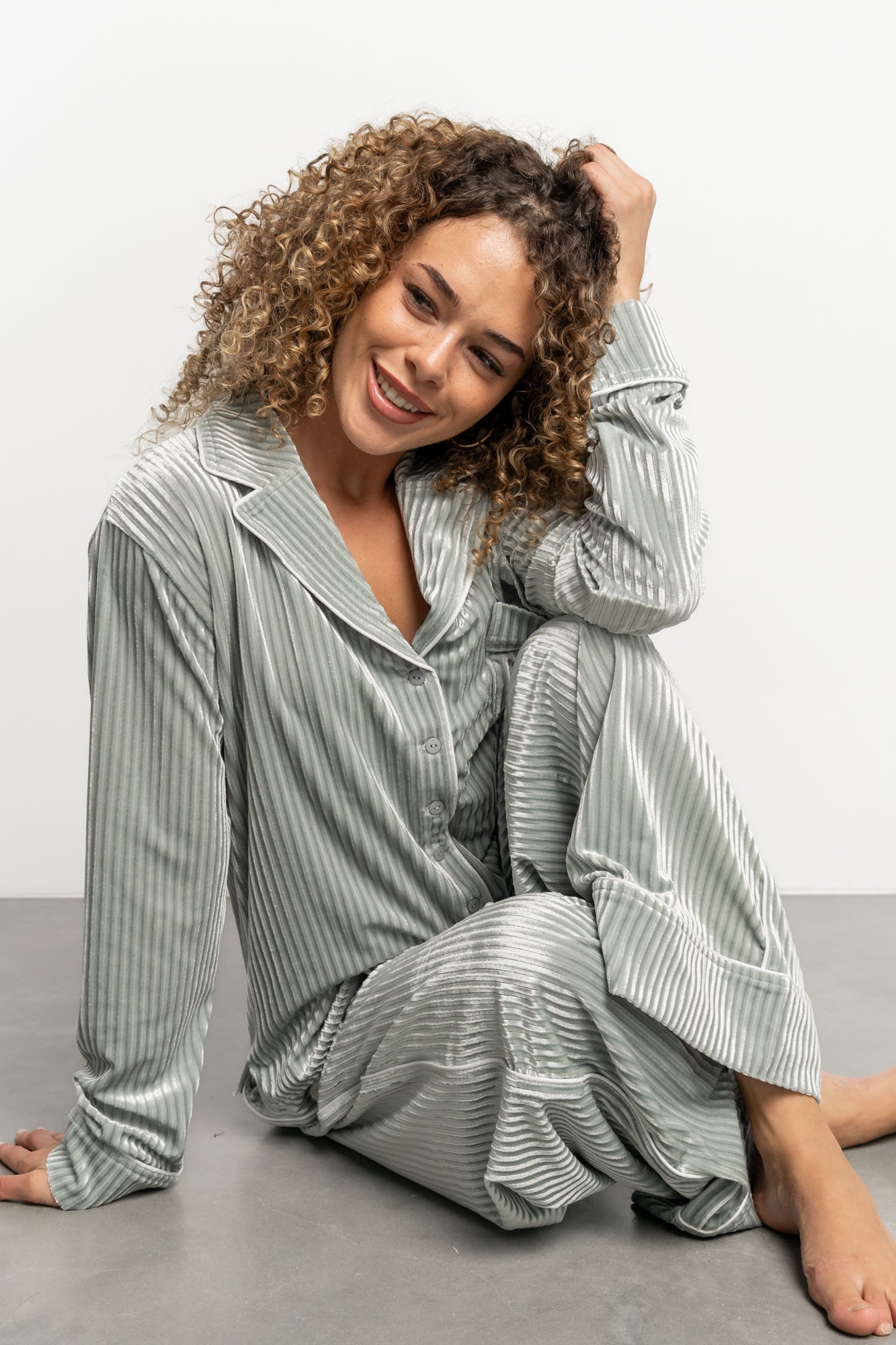 Klara Ribbed Velvet Pajama Set | Sage