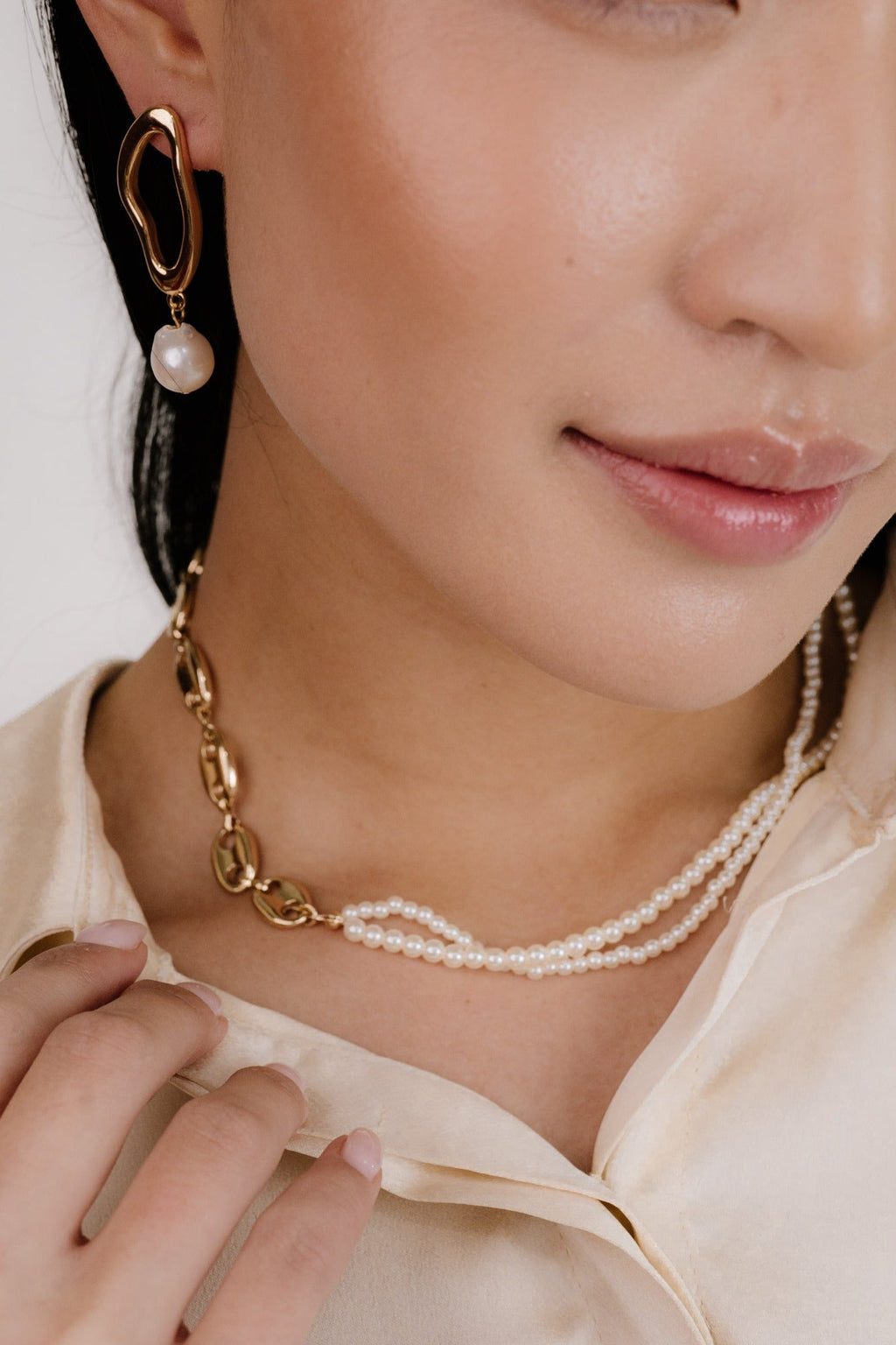 Open Circle Freshwater Pearl Earrings