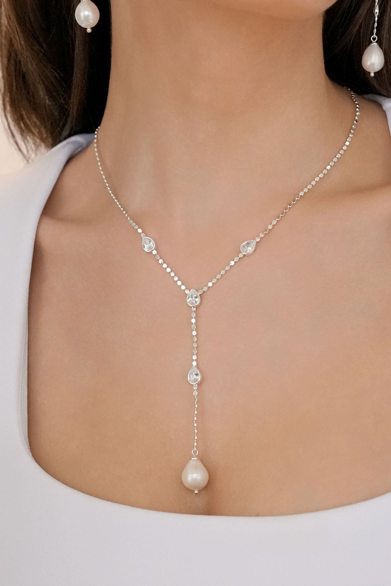 Dripping Crystal Lariat