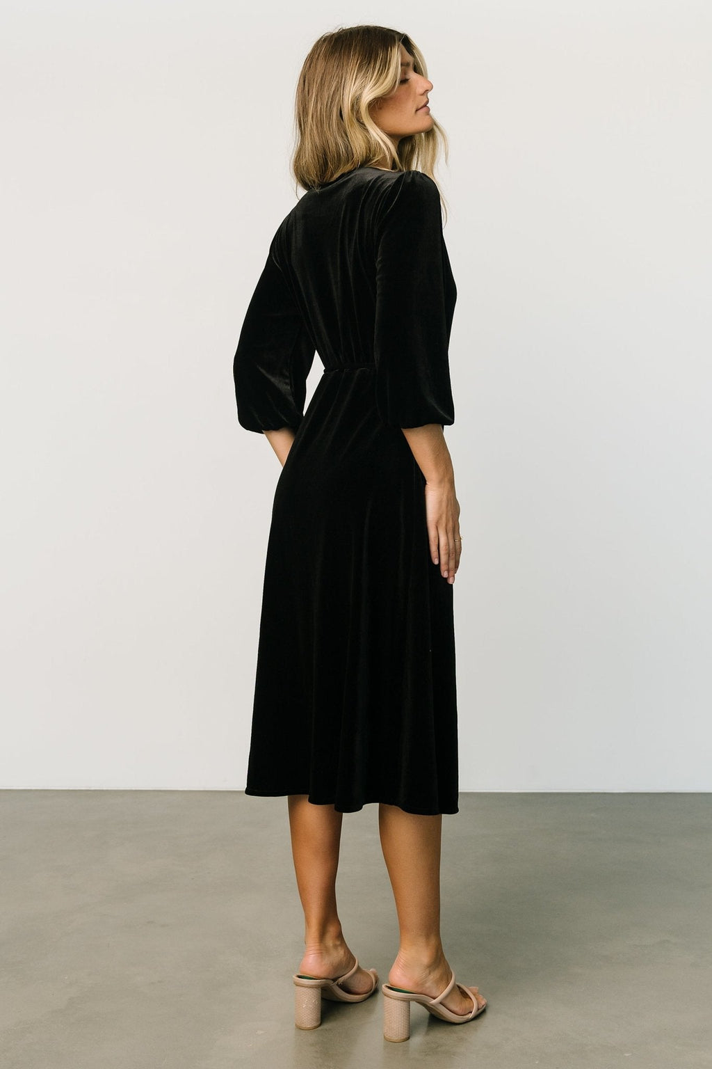Beckinsale Velvet Wrap Dress | Black