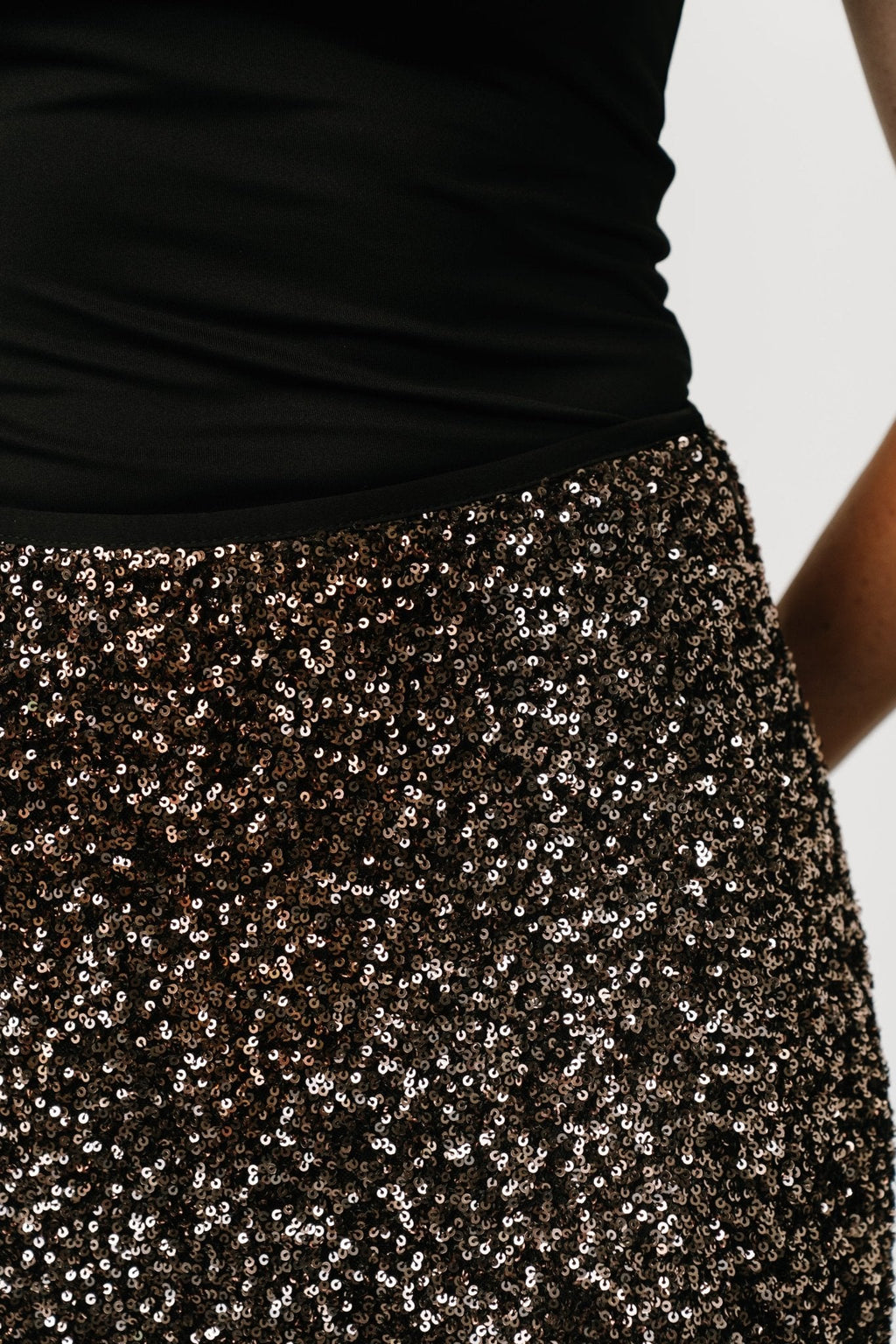 Charmed Sequin Midi Skirt | Bronze