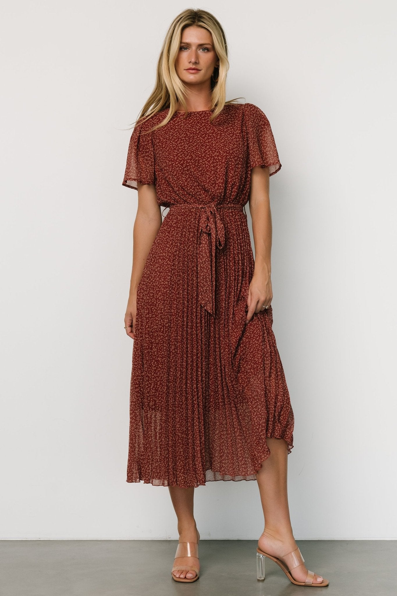 Prim Pleated Dress | Dark Rust