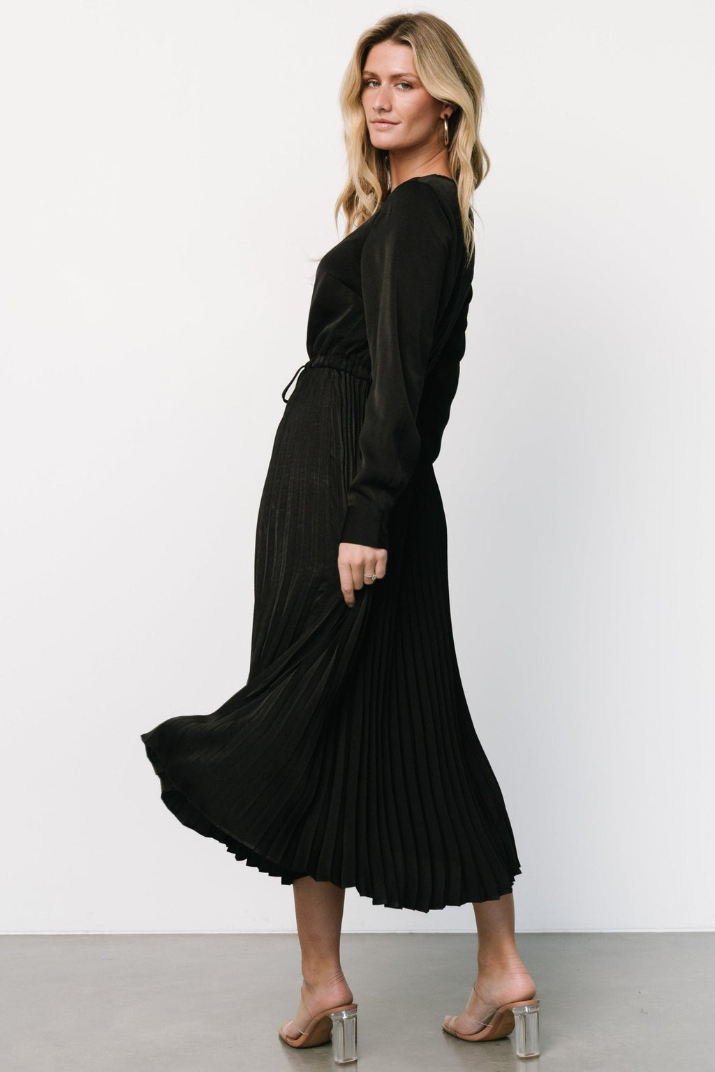 Waco Pleated Dress | Black