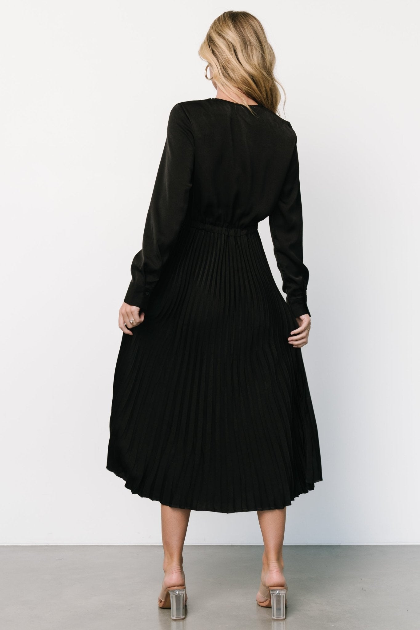 Waco Pleated Dress | Black
