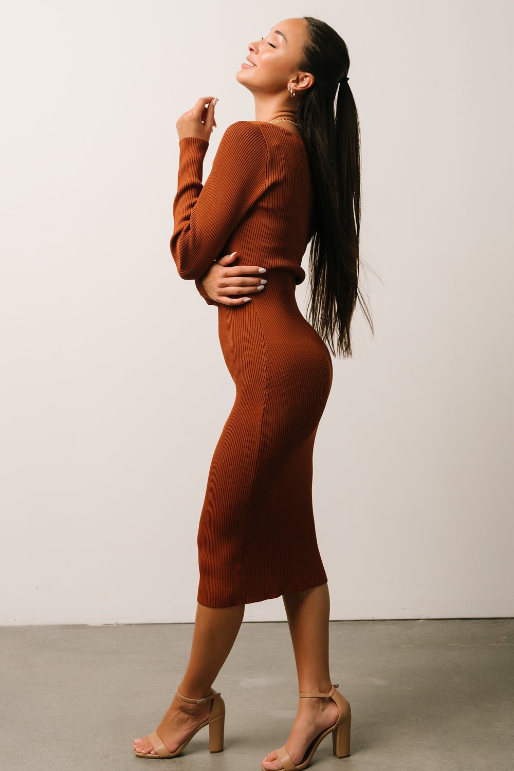 Waldorf Ribbed Midi Dress | Chestnut