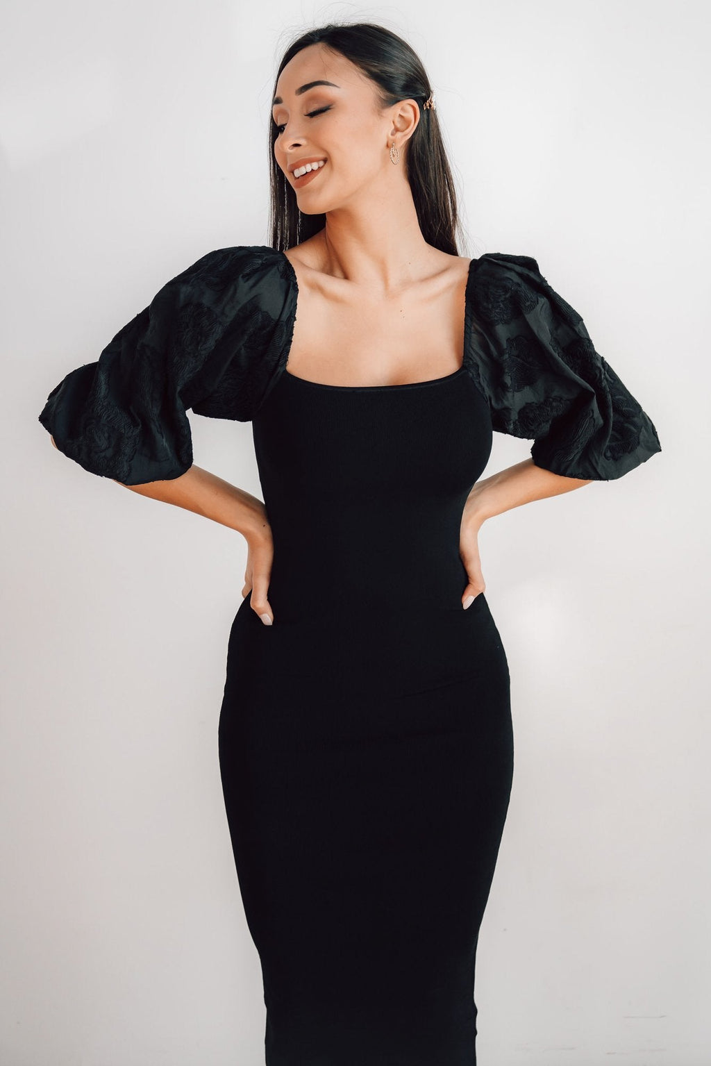 Weyland Bodycon Midi Dress | Black